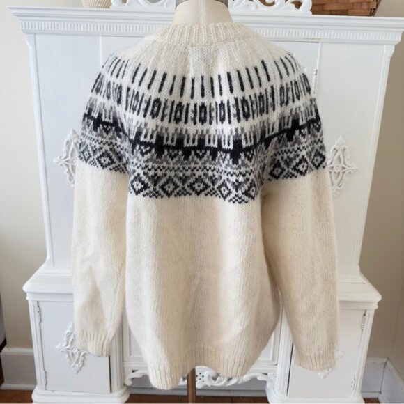 Ice Wear Icelandic Wool Cardigan - Picture 7 of 15